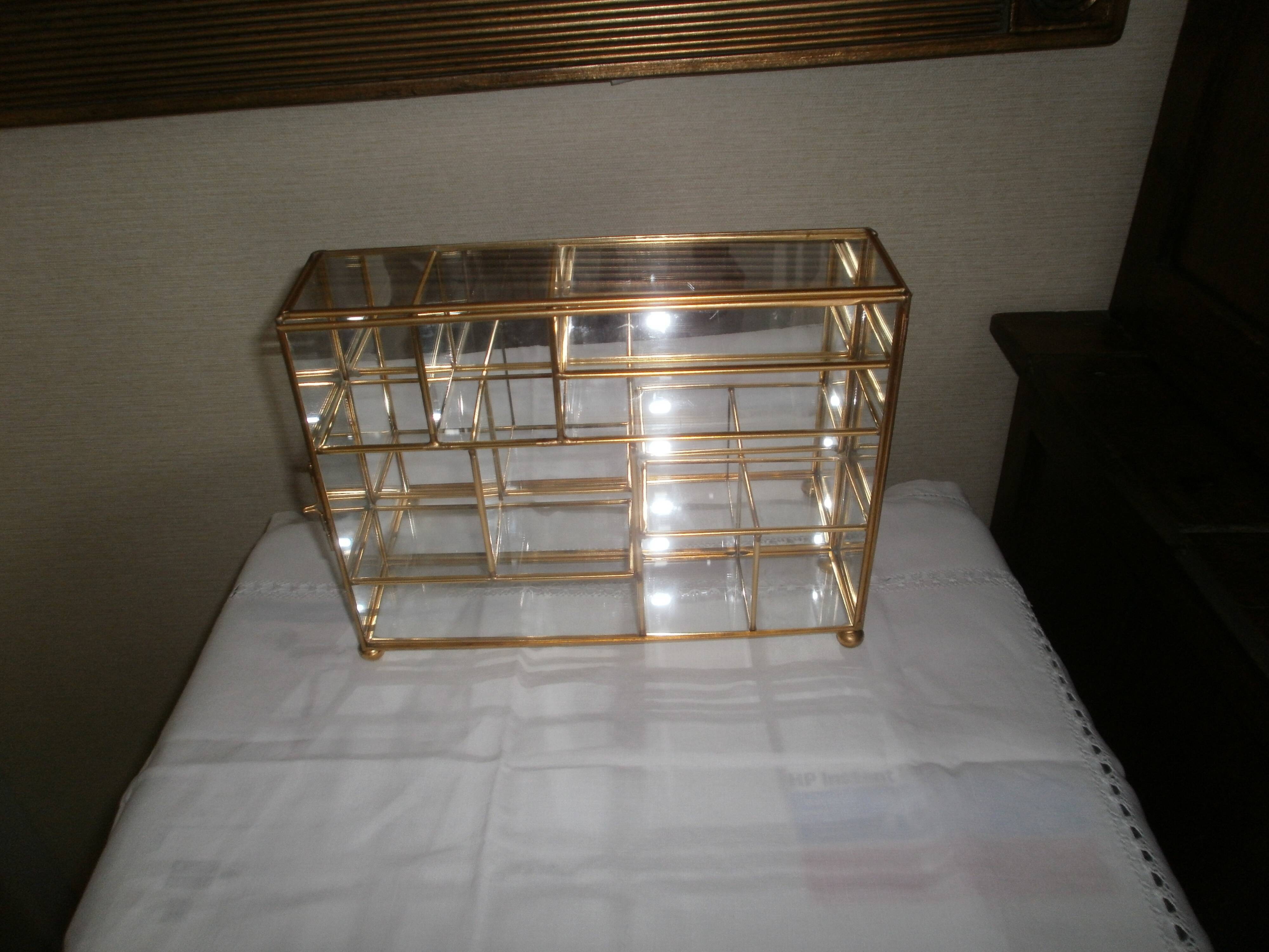 Vitrine pour miniatures