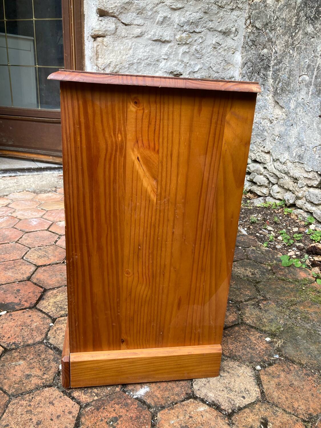 Old trade cabinet with drawers