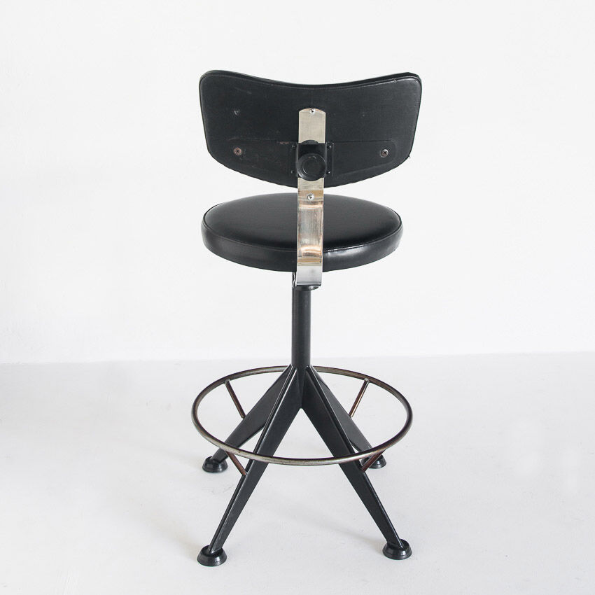 Vintage swivel workshop chair in skai and iron, Spain 1960