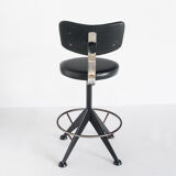 Vintage swivel workshop chair in skai and iron, Spain 1960