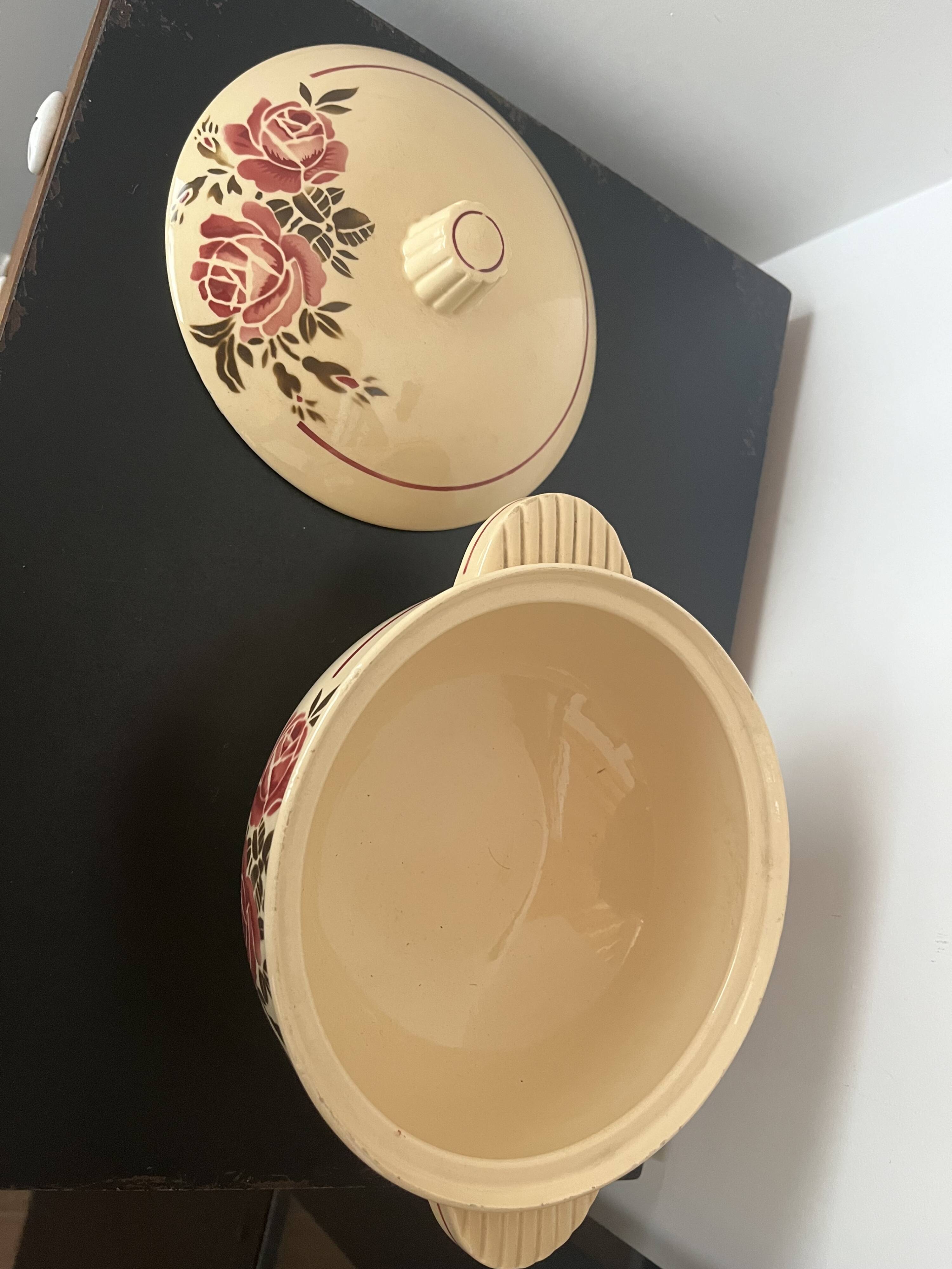 Set of 4 Badonviller Strasbourg dishes