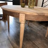 Table ovale ancienne rénovée