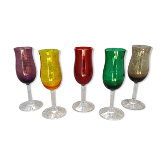 Ensemble de 5 verres à pieds à liqueur multicolor