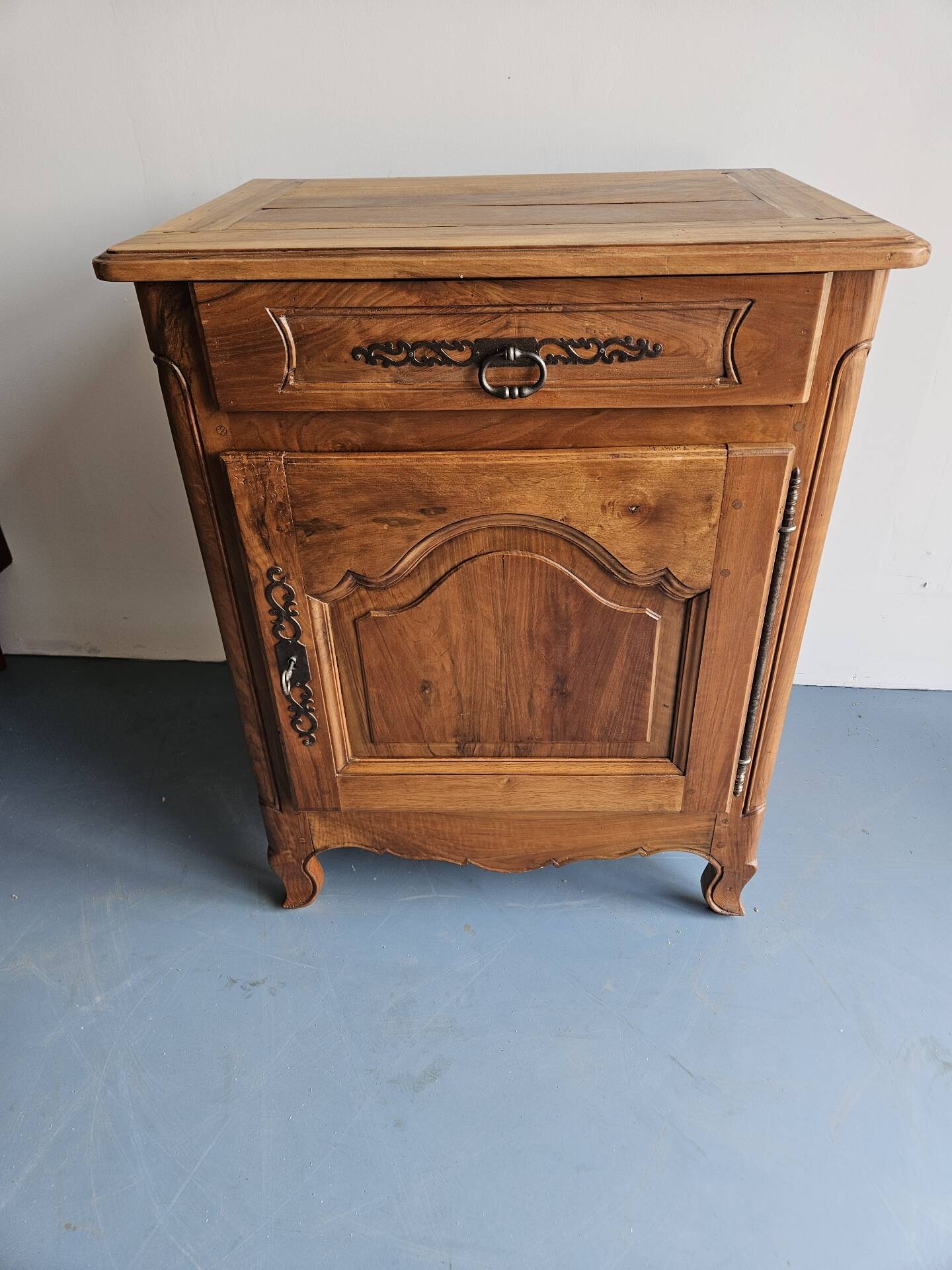 Antique jam cabinet made of hardwood