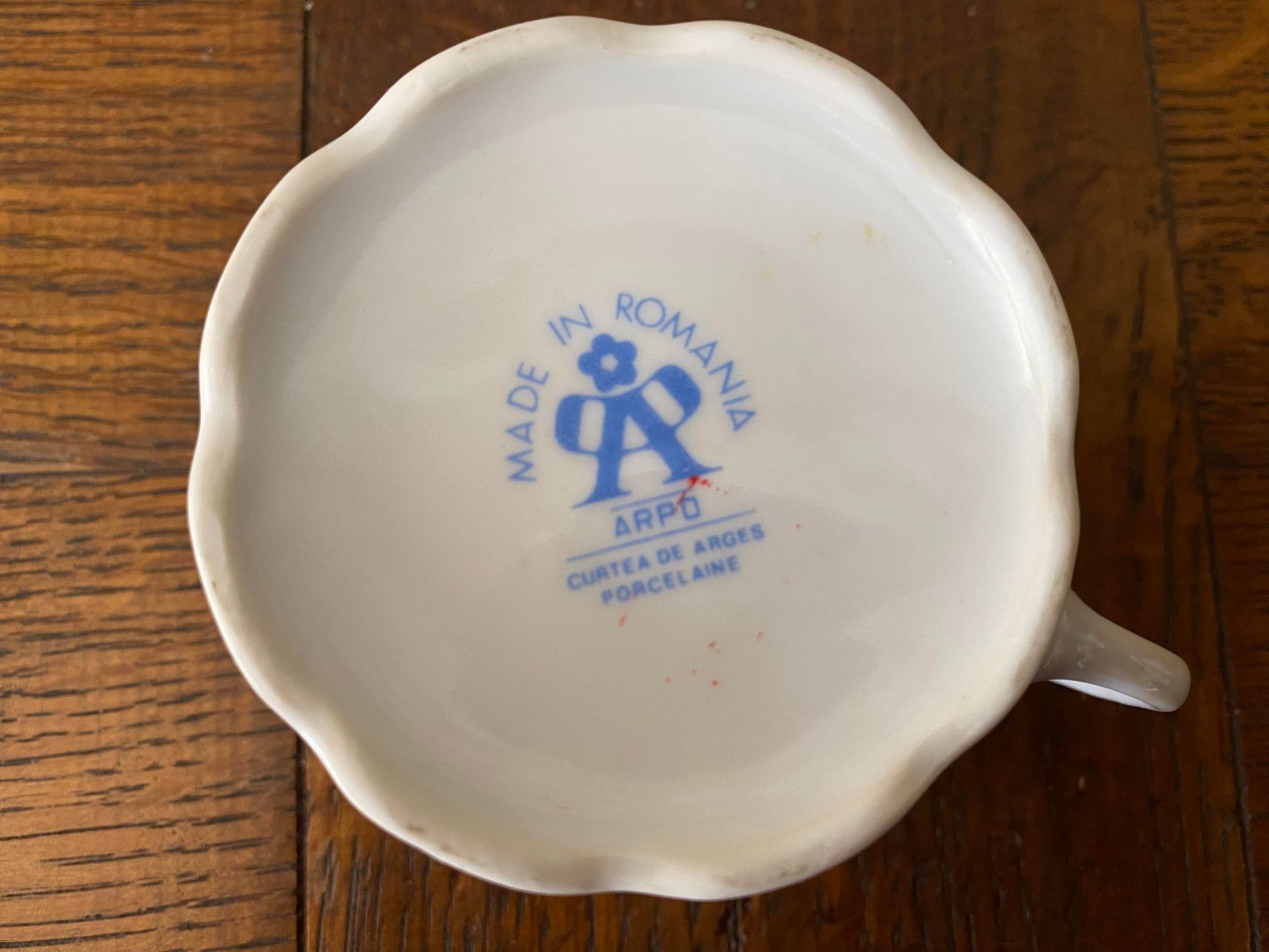 Arpo Curtea Porcelain Cup from Arges Romania