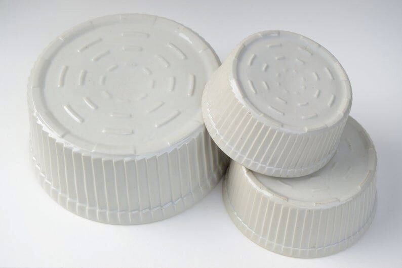 Set of 3 porcelain ramekins