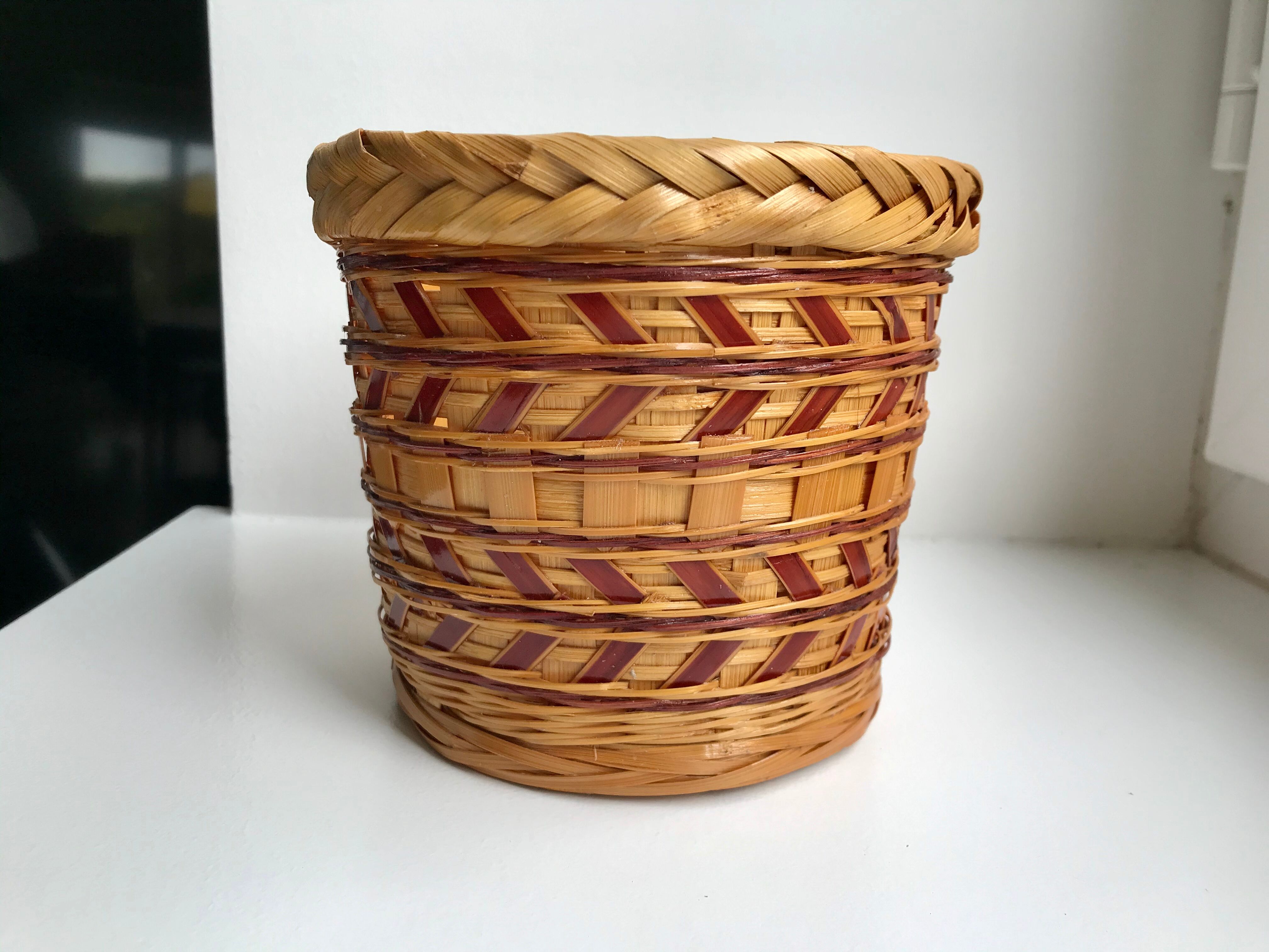Rattan pot cover 70s