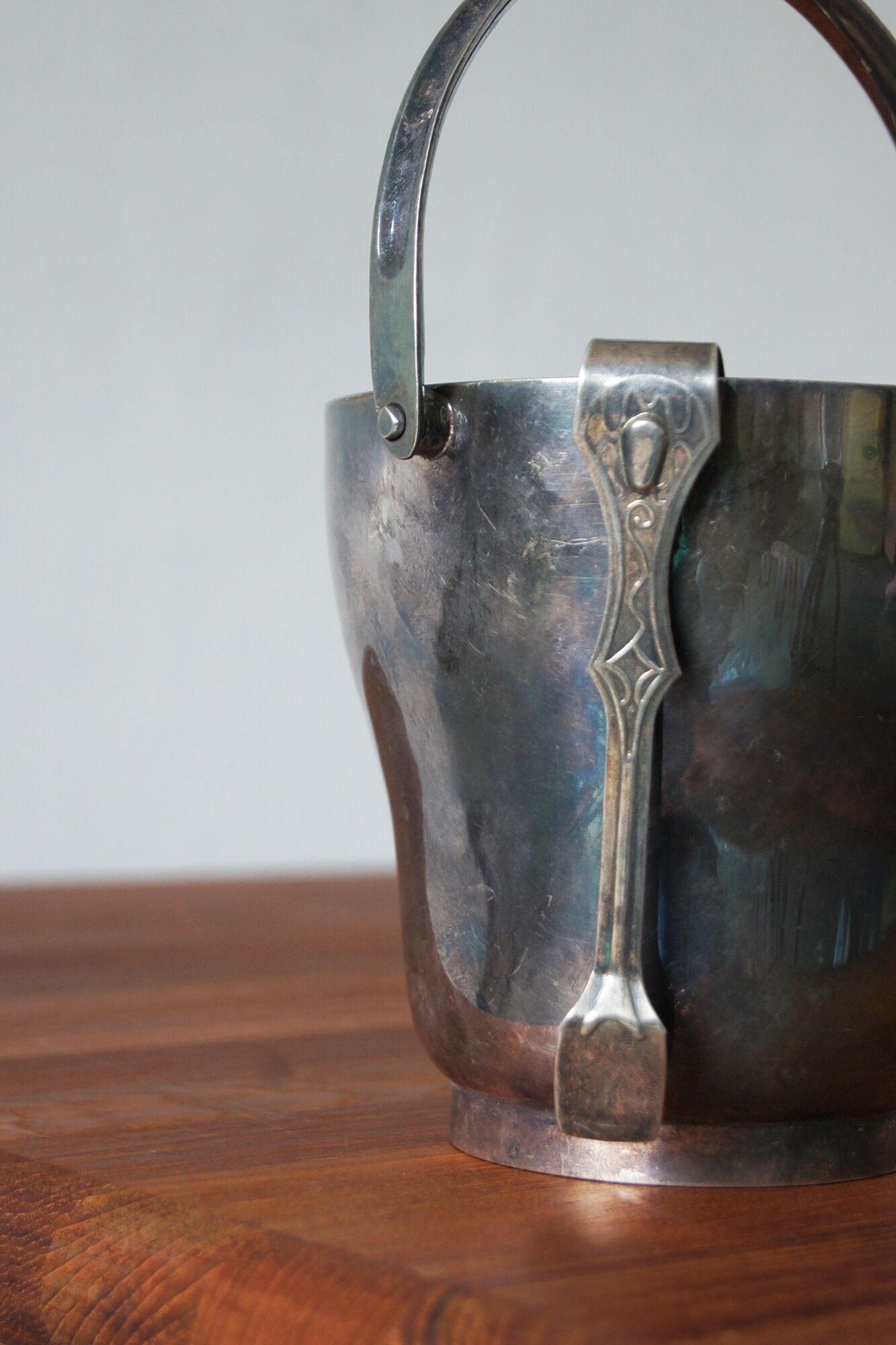 Vintage modern silver-plated ice bucket, 1930