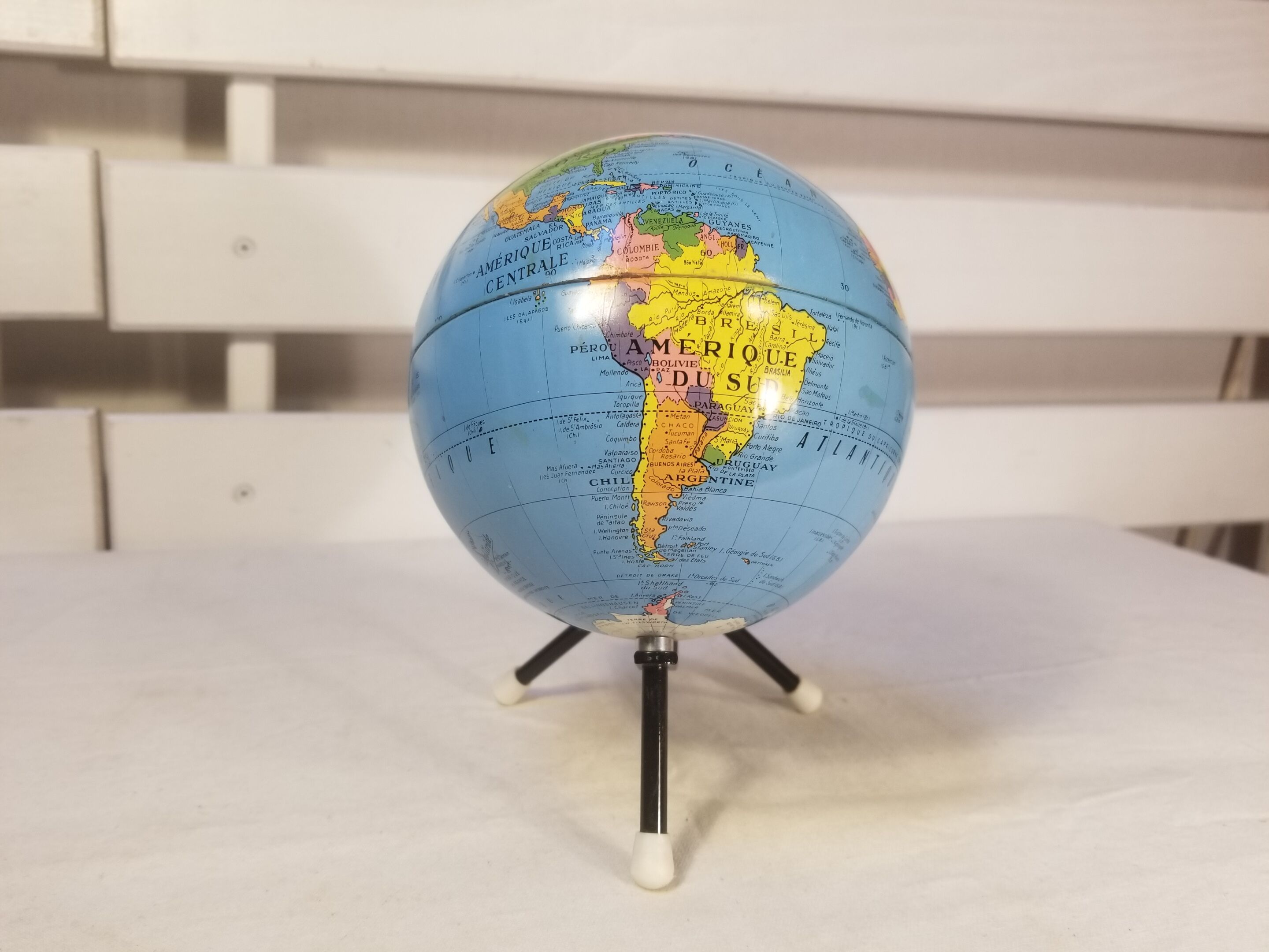 Globe taride metal- model 154