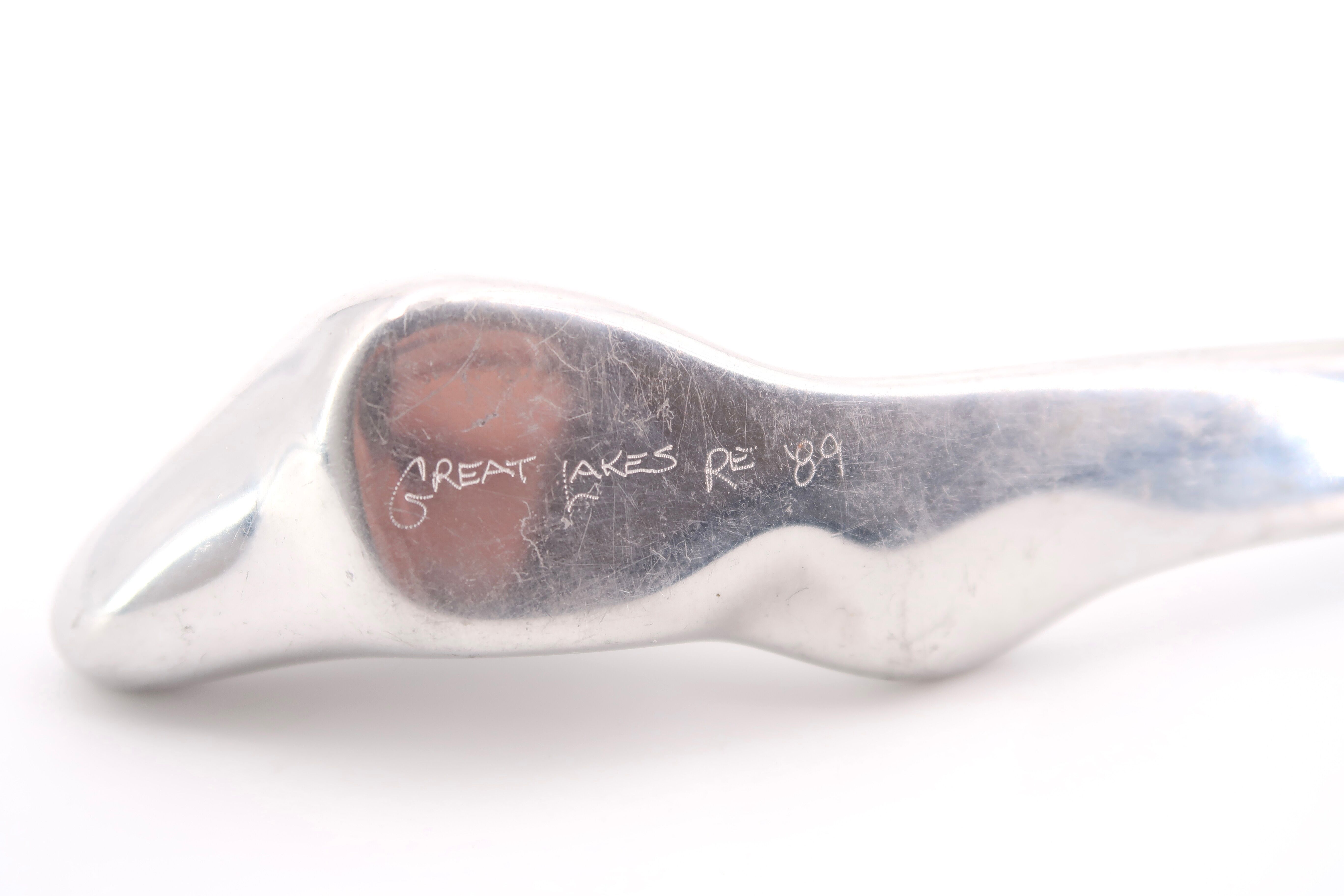 Coupe papier sculptural en aluminium Hoselton Canada