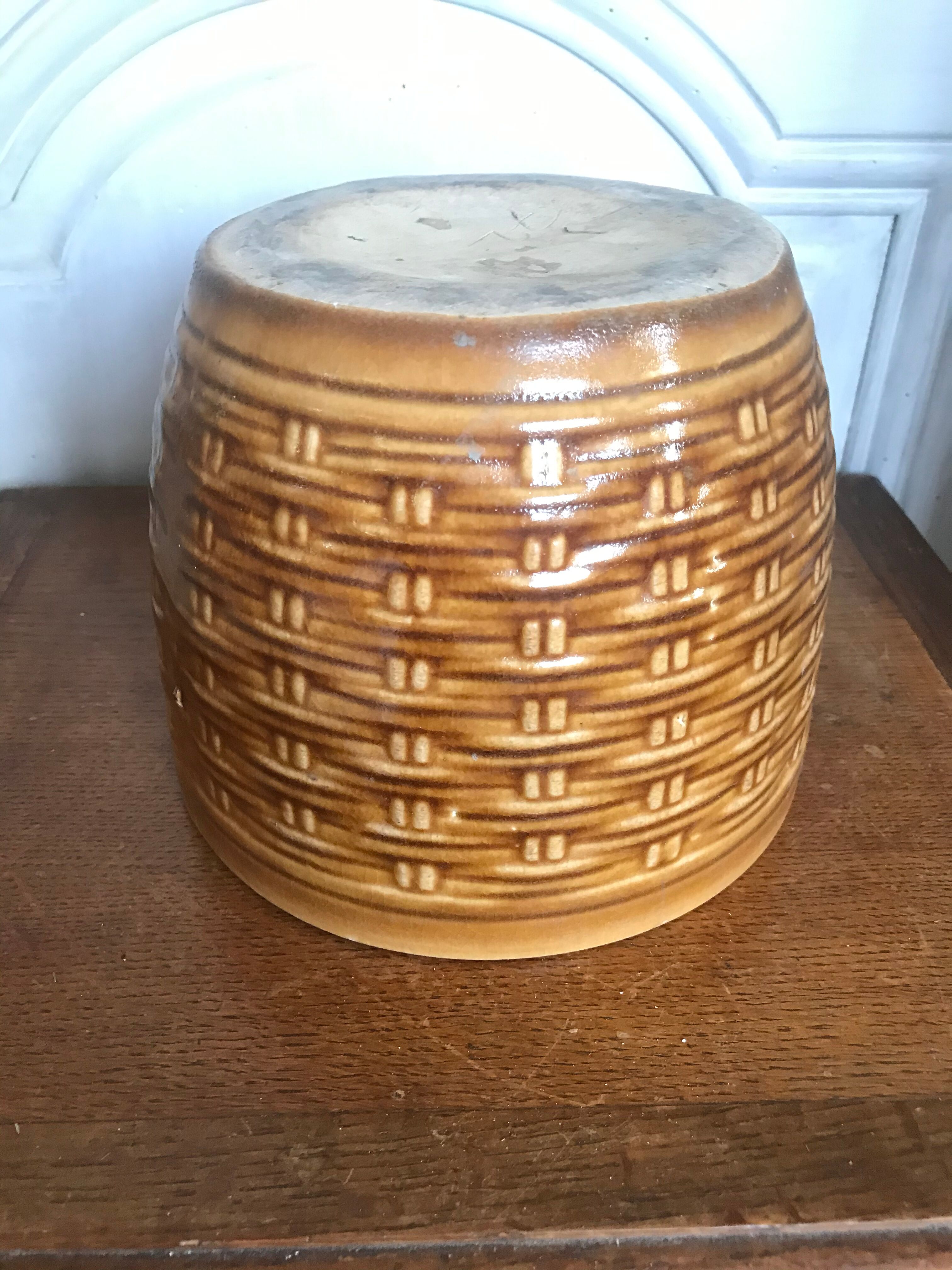Vintage ceramic pot cover