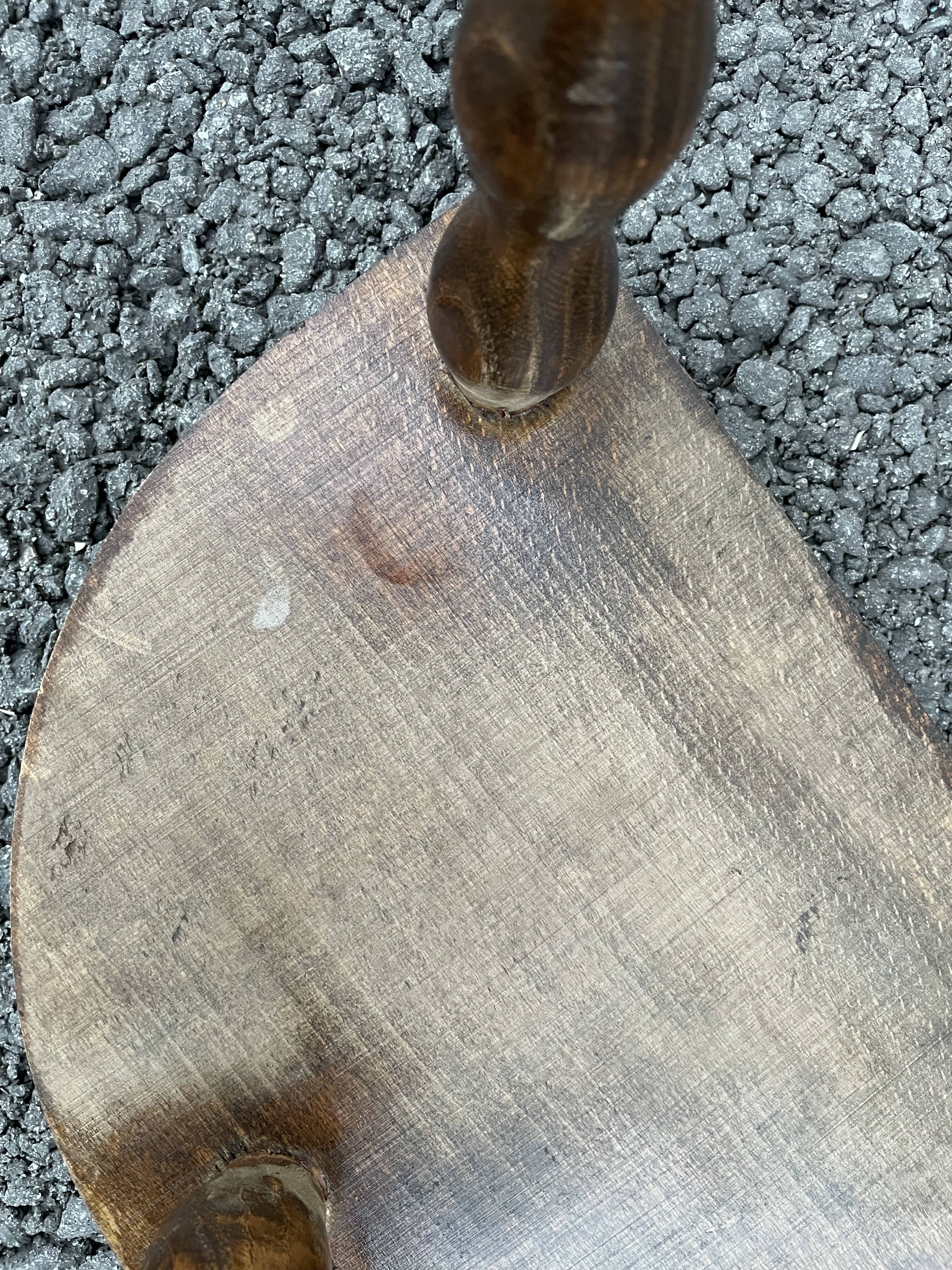 Tripod foot ball stool