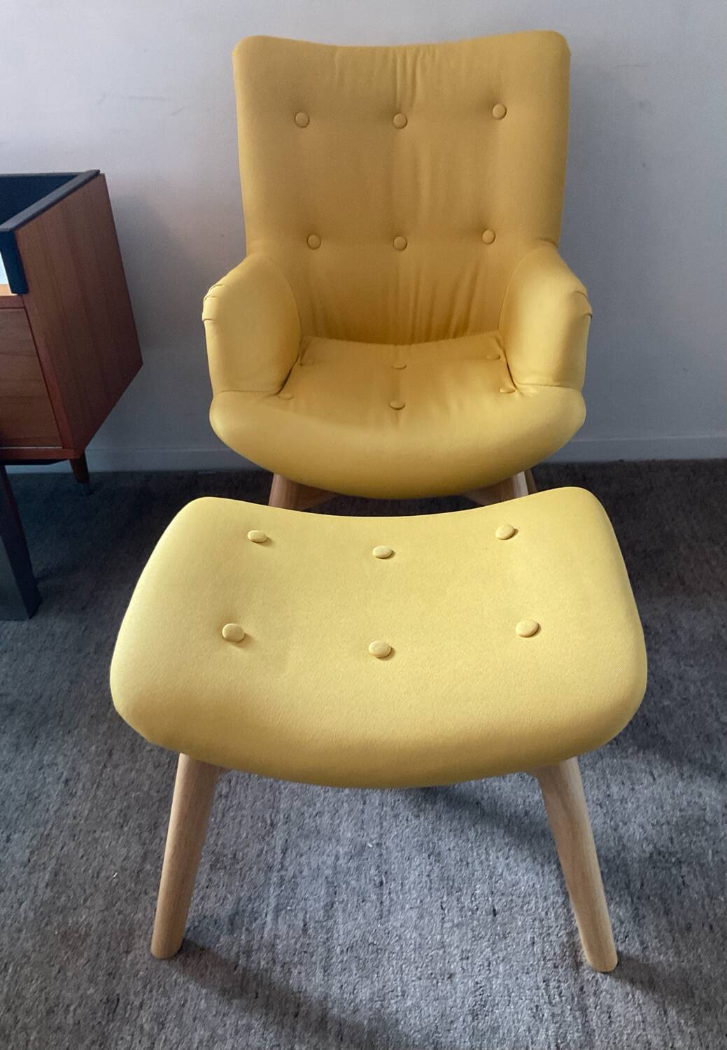 Armchair and ottoman set in beech and yellow fabric