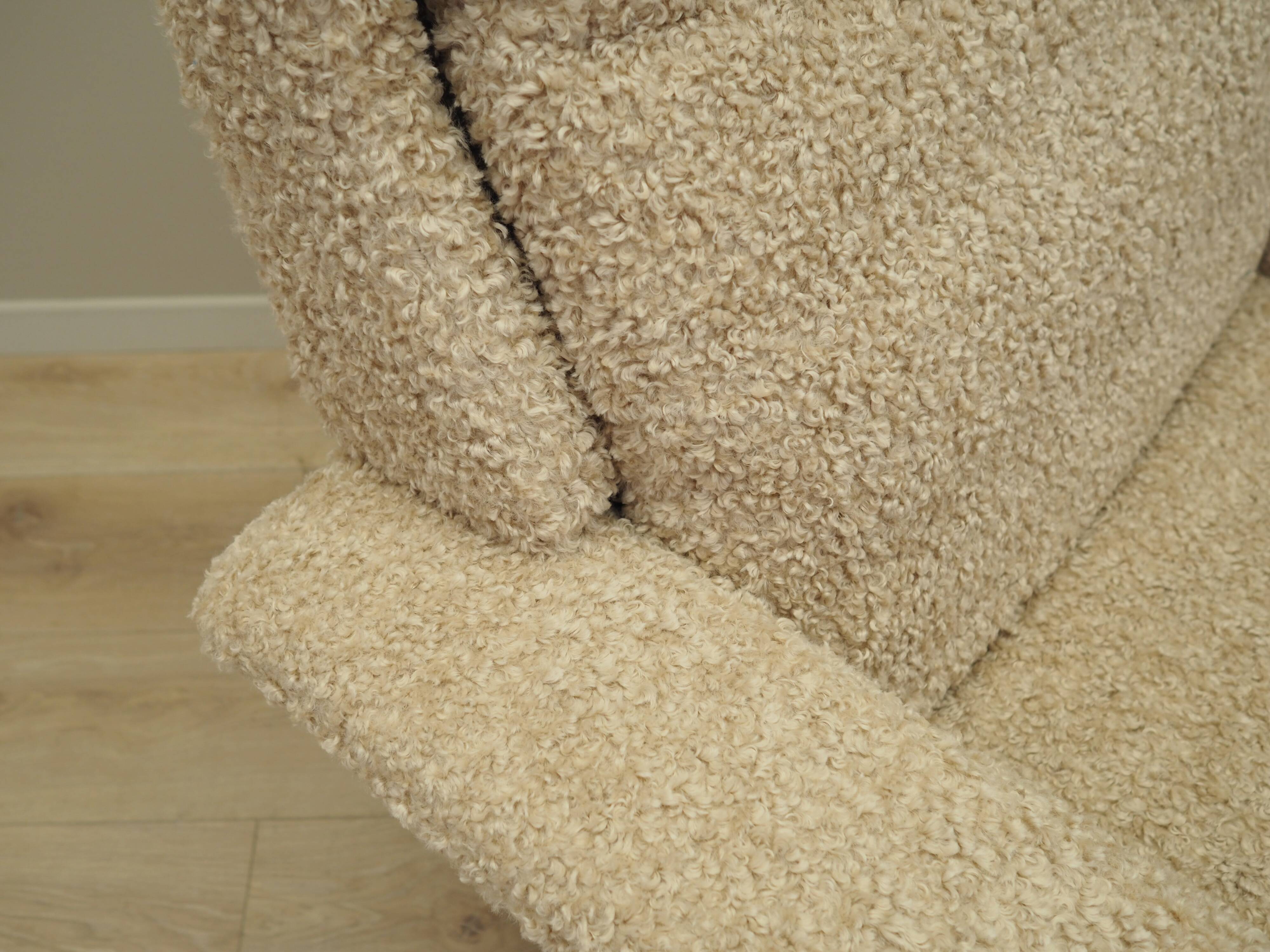 Fauteuil danois beige par Arne Vodder, années 1960