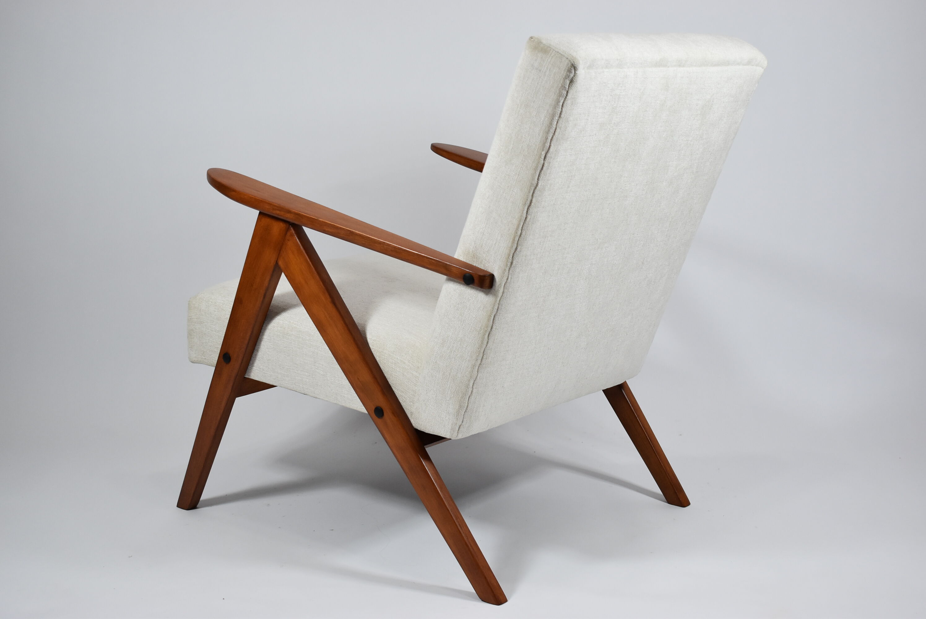 Fauteuil scandinave vintage, années 1960, tissu beige entièrement rénové