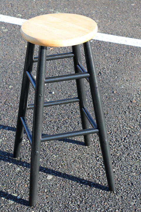 Paire de tabourets bois style scandinave 735mm