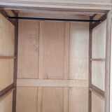 Armoire parisienne