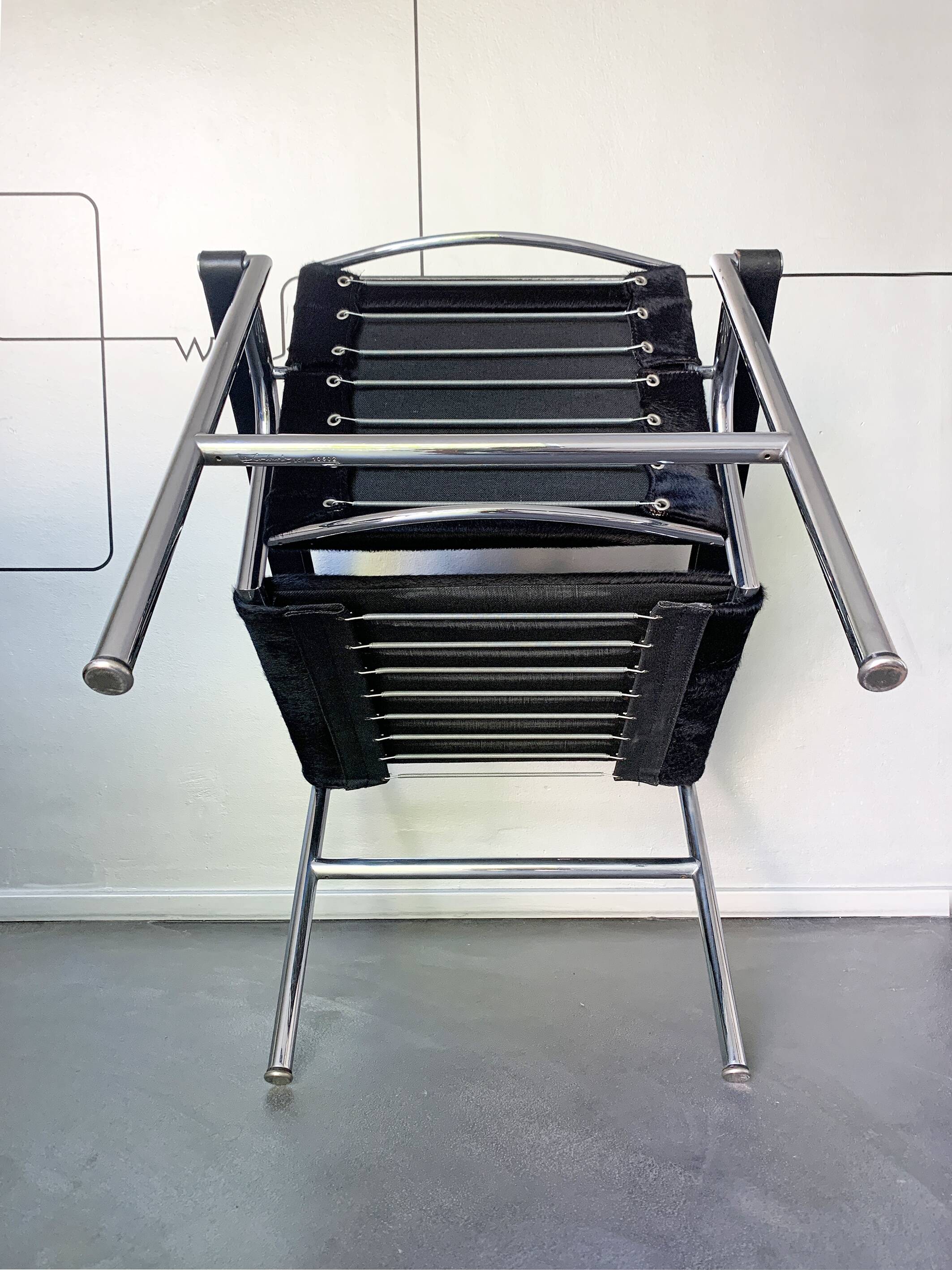 Armchair LC1 No. 10601 Le Corbusier and Charlotte Perriand for Cassina 1960