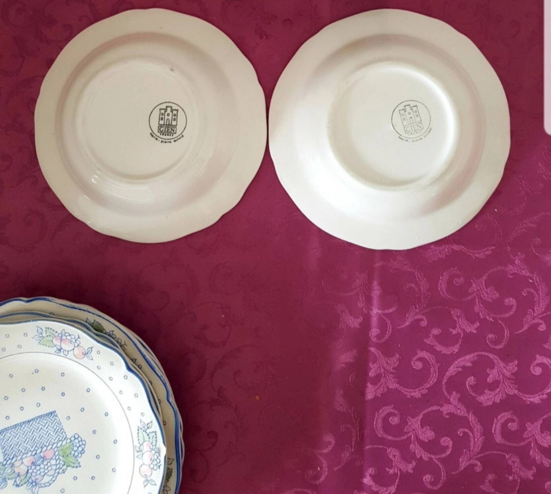 Ansemble de7 anciennes assiettes ,  Gien