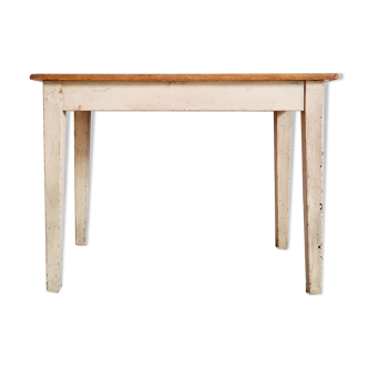 Coffee farm table