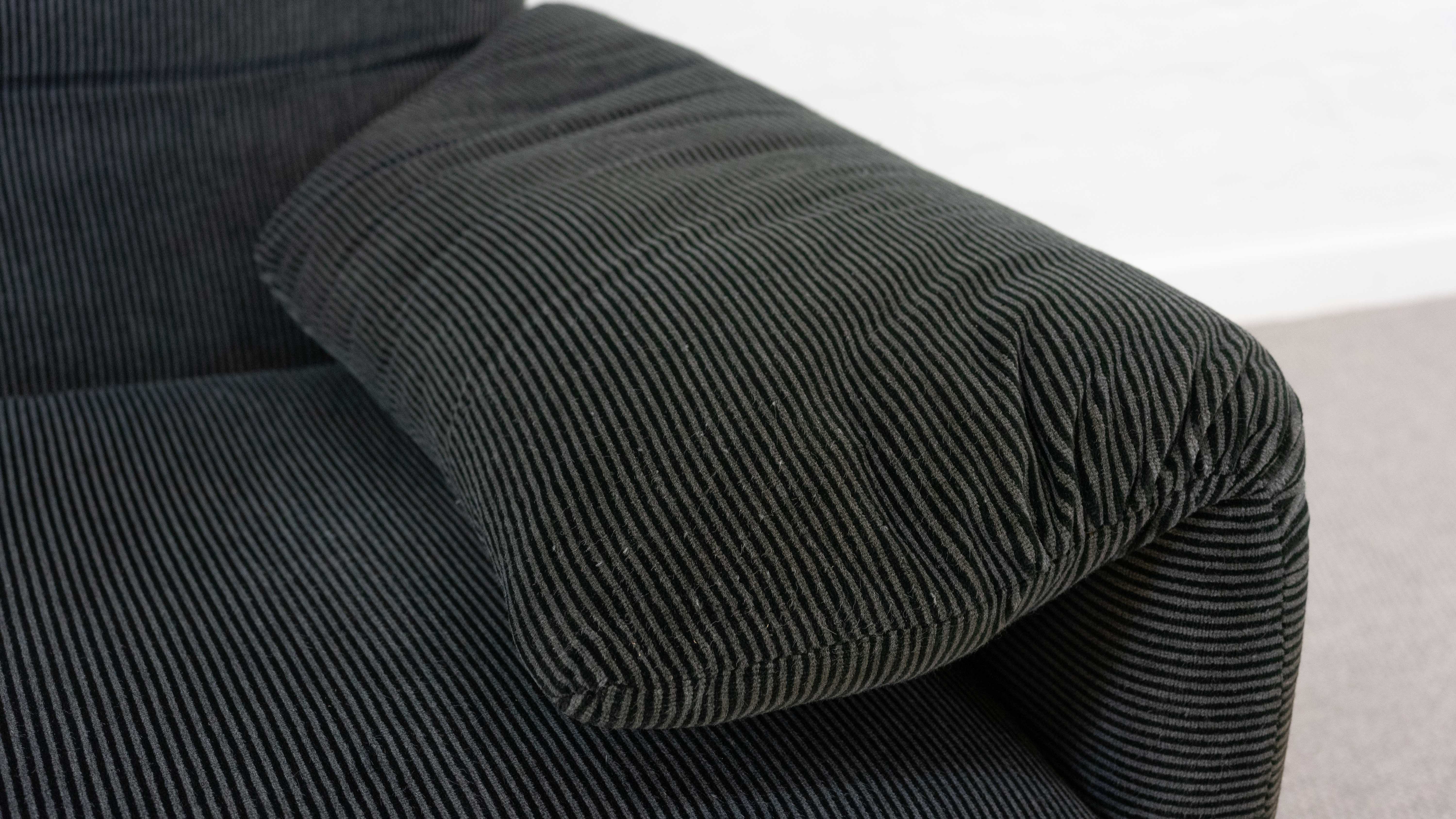 2-seater sofa & footstool maralunga by Vico Magistretti, Cassina