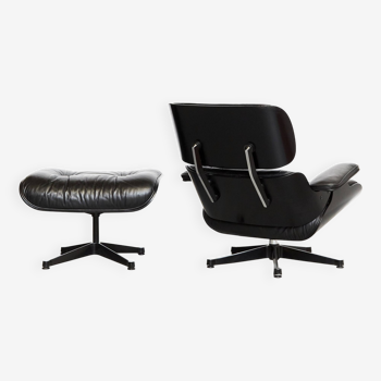 Charles & Ray Eames Lounge Chair & Ottoame pour Vitra