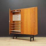 Armoire en teck, design danois, années 1970, production : Danemark