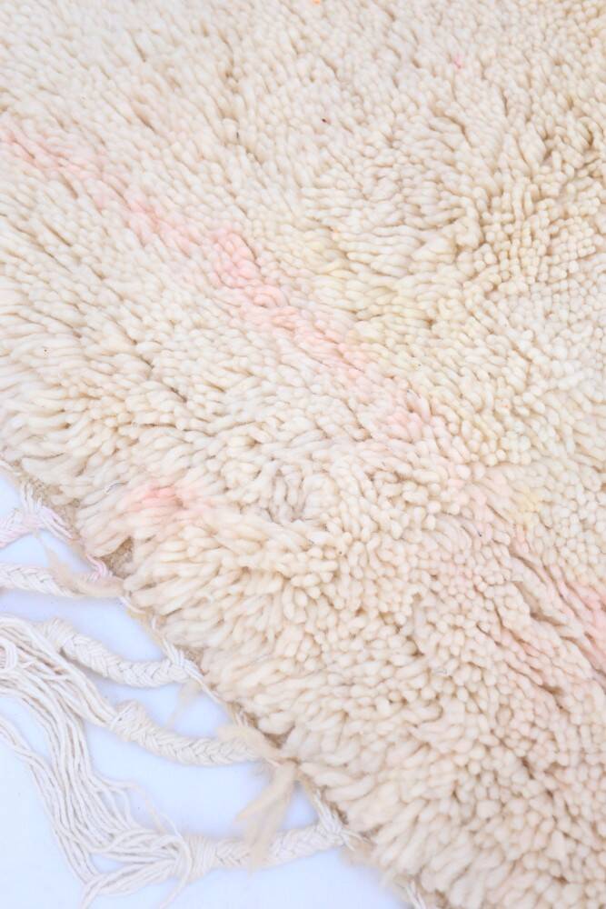 Medium size rug 200x100cm