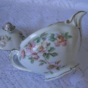 Theière or Porcelain coffee maker Former Royal factory Limoges model Eglantine