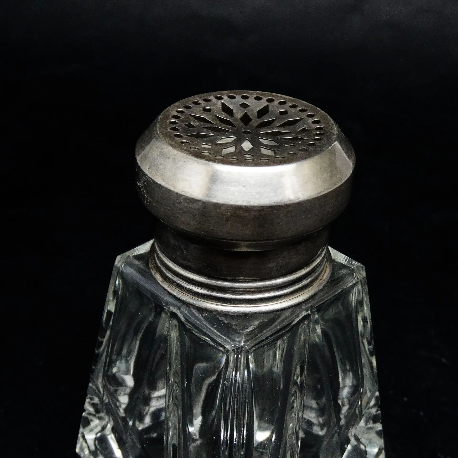 Powdered sugar bowl, eclecticism, Prussia, early 20th century