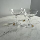 3 coupes à champagne en cristal gravé