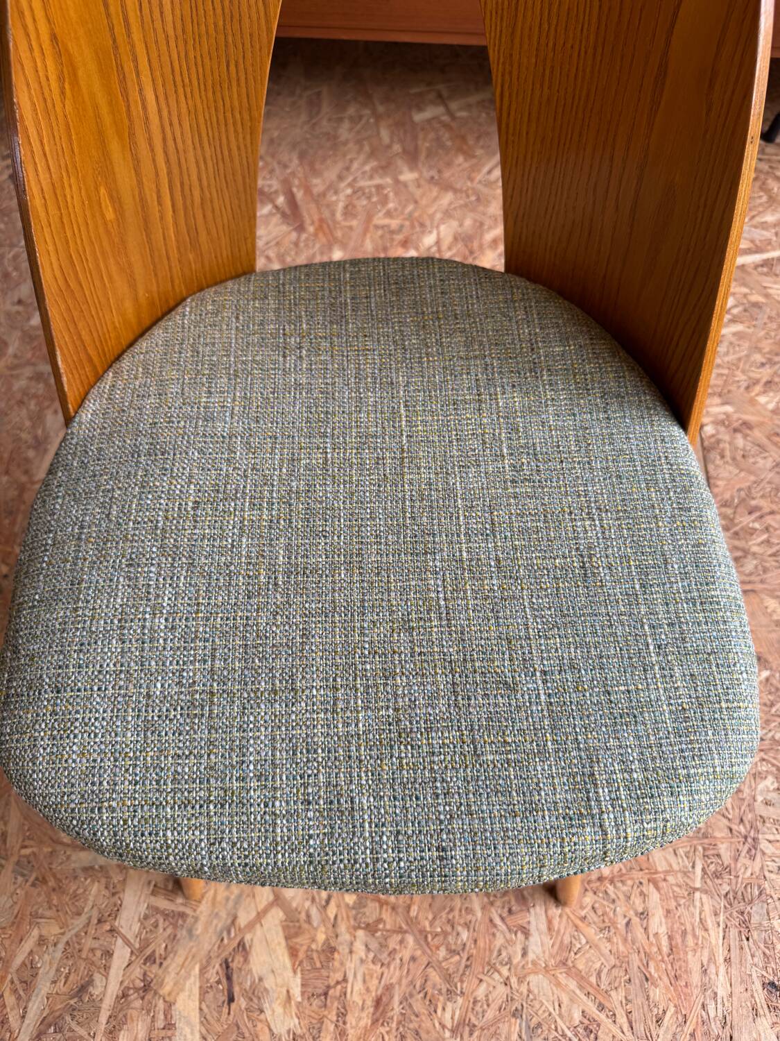 9 vintage designer dining chairs by Antonín Šuman for Tatra