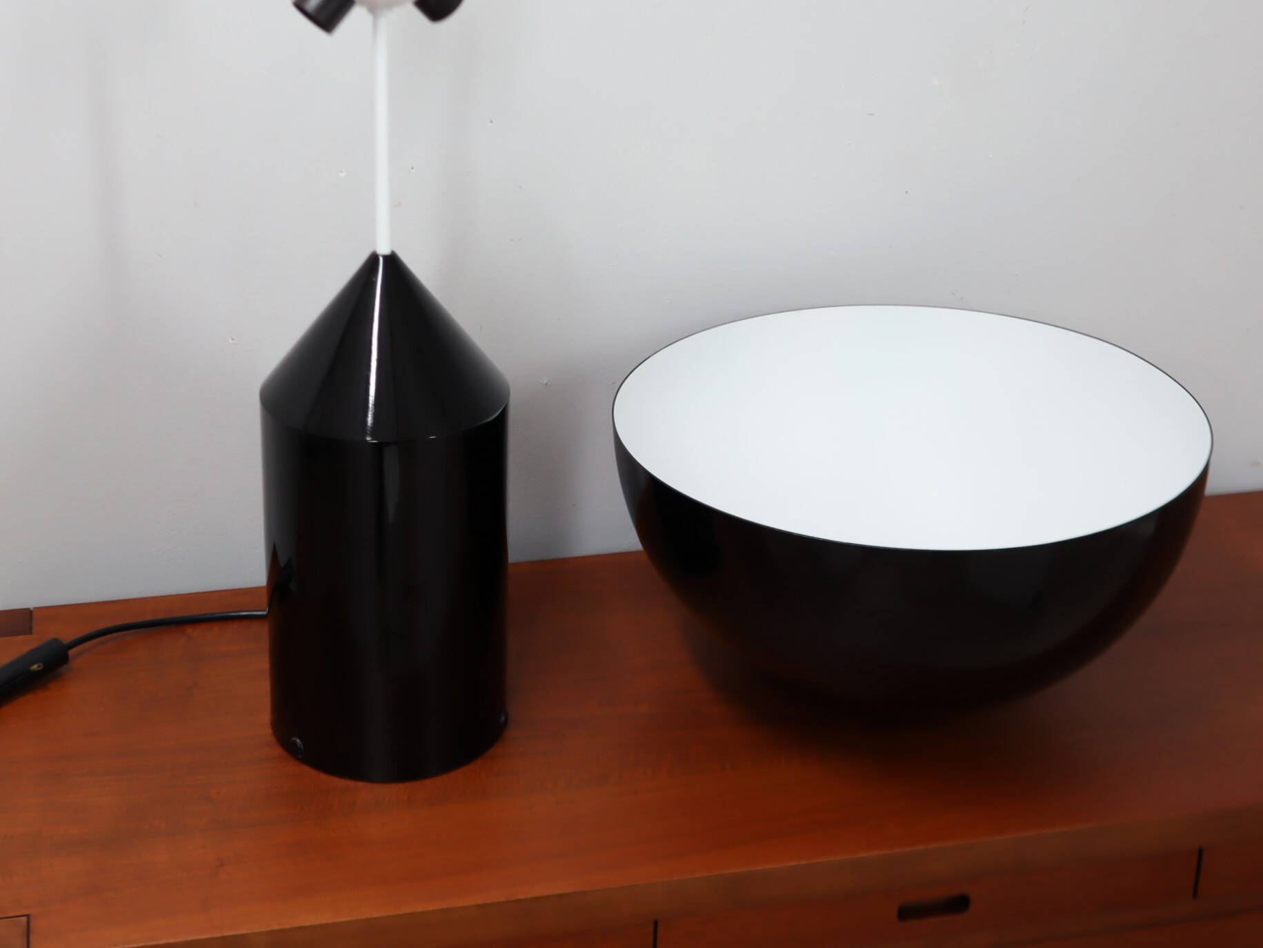 Lampe de table Oluce Atollo 233 Vico Magistretti grande version précoce des années 1980