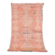 Tapis marocain vintage en laine rose