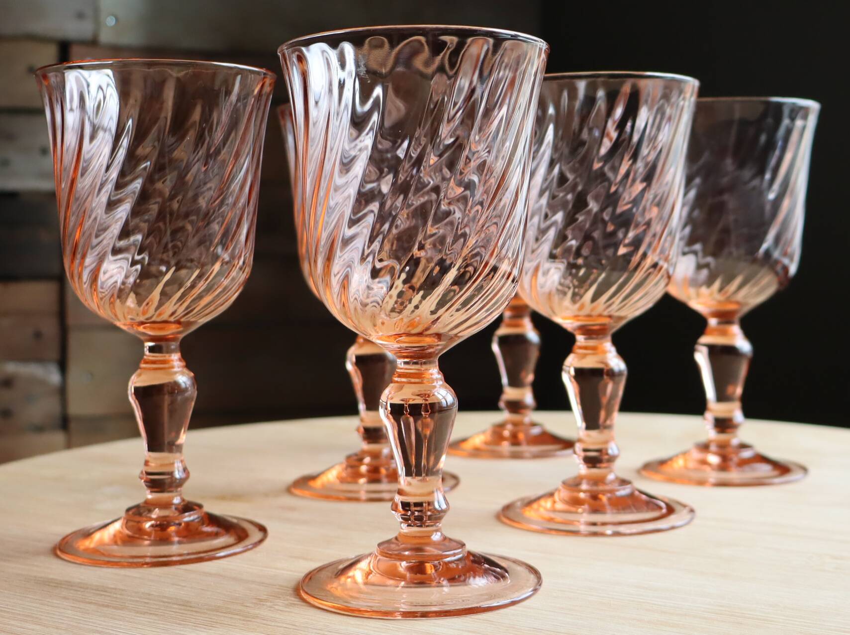 Set of 6 Rosaline twisted pink glass stemmed glasses – Arcoroc France