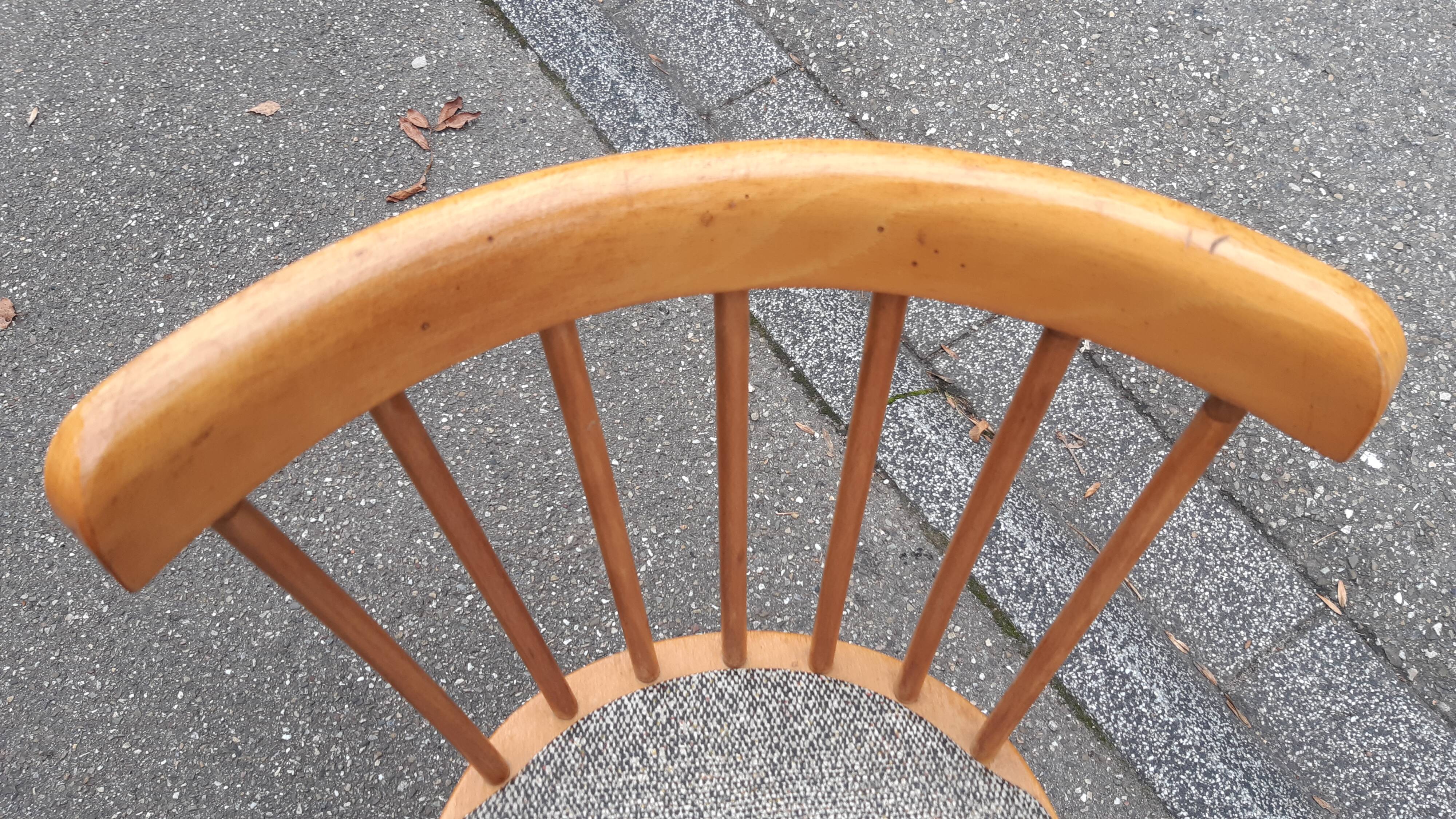 Baumann chairs model 740