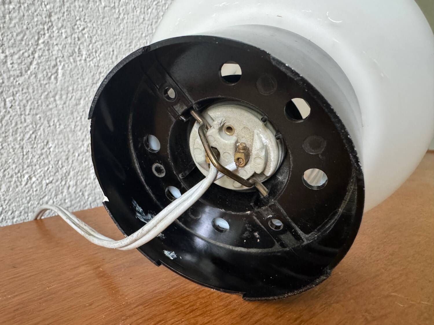 Bakelite opaline lamp from the 60s