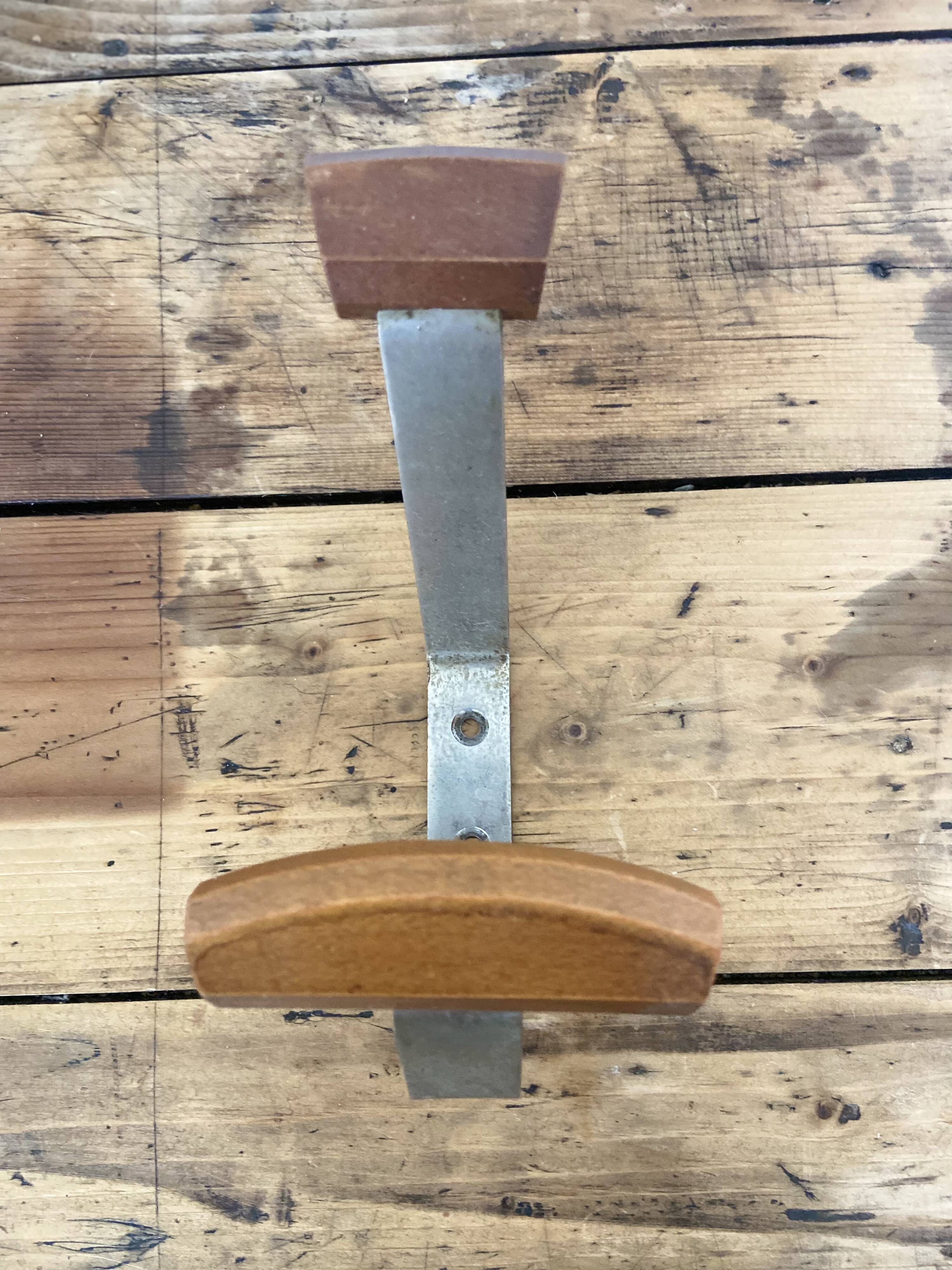 Patère en bois et métal vintage