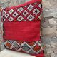 Vintage cushion cover in Berber kilim: Moroccan wool cushion.