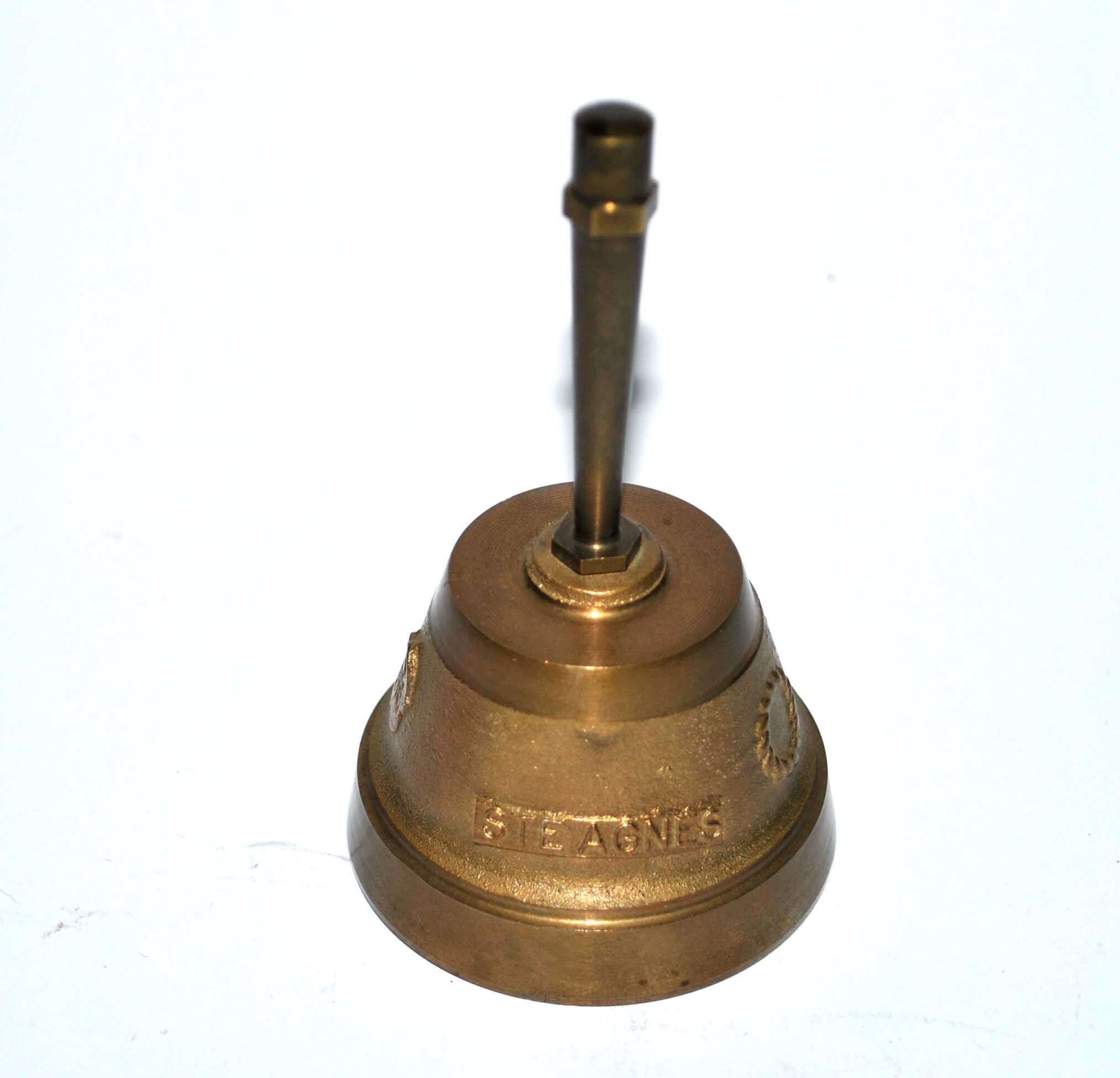 Sainte Agnès table bell in gilded bronze - Vintage bell service