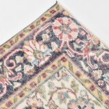 Red & Navy Blue Oriental Persian Rug, 207x315Cm