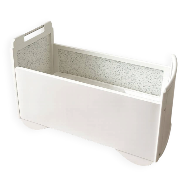 Lit bébé années 50 rénové et son matelas