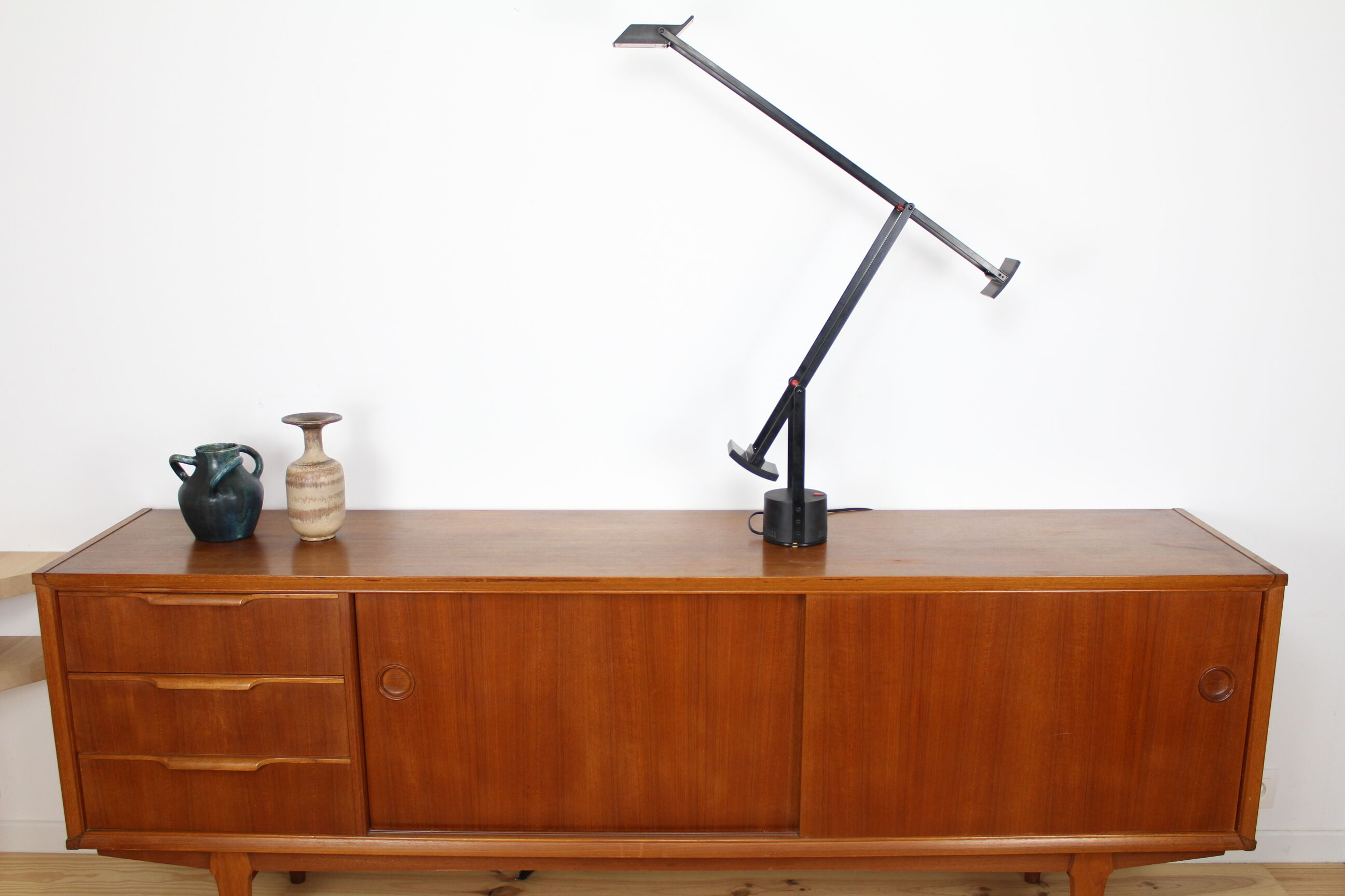 Lampe à balancier Tizio par Richard Sapper pour Artemide