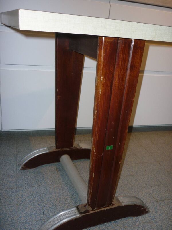 Table bistrot en bois et formica jaune des années 30/40