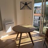 Bolia round table Ø100 cm in light oak – very good condition