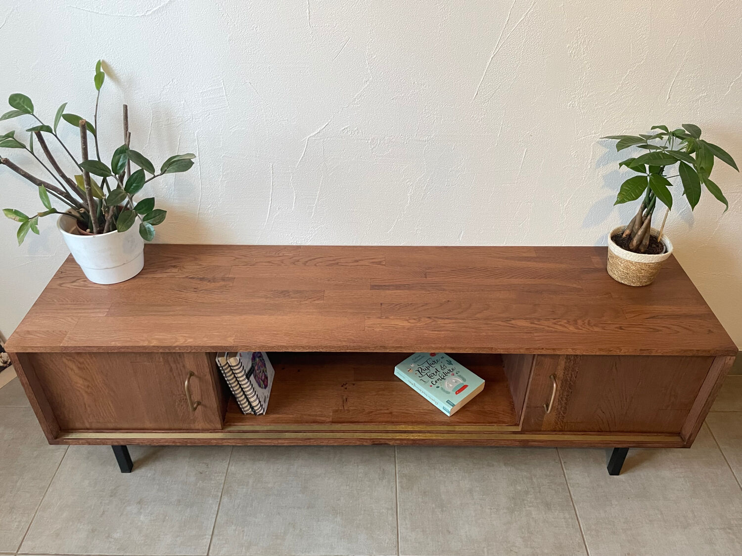 Solid oak sideboard/TV unit