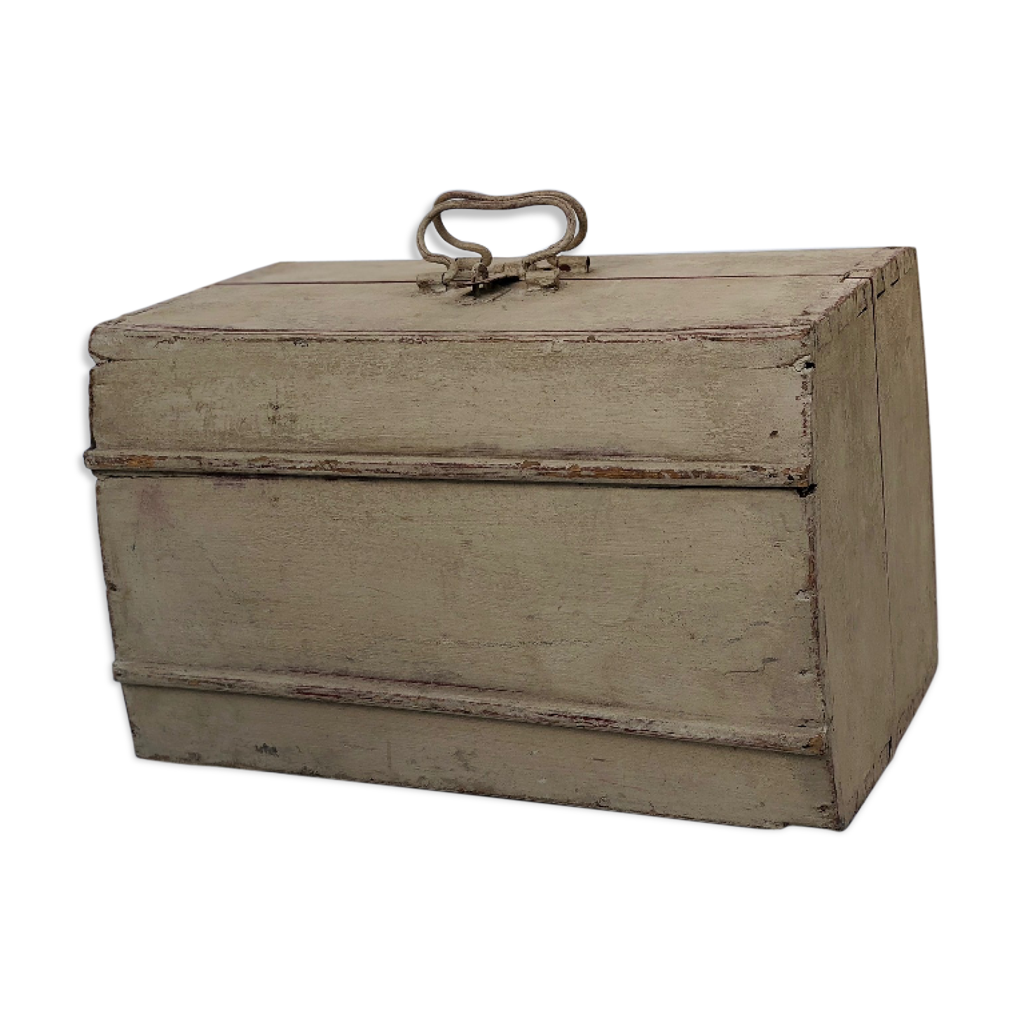 Small chest with handles