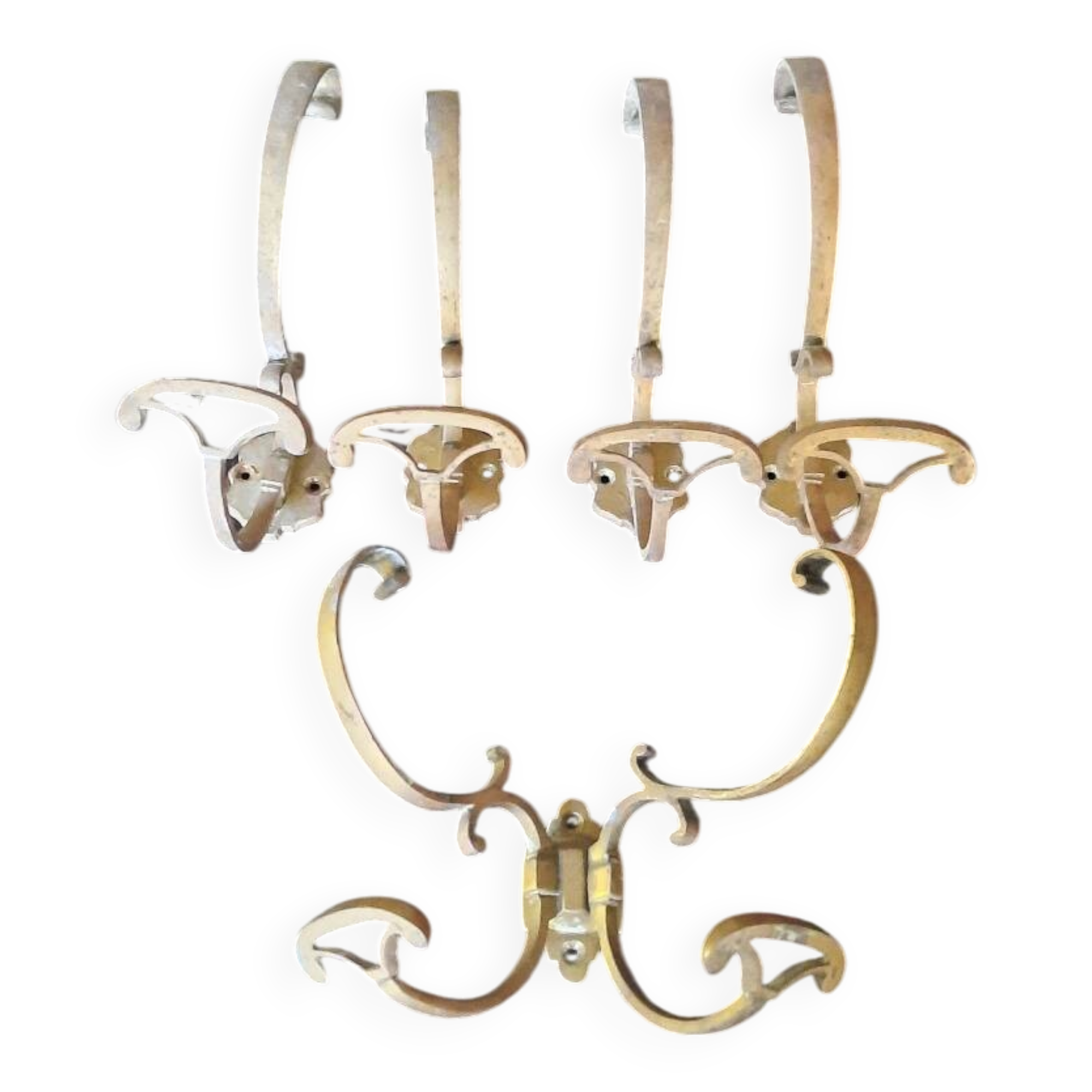 Set of 5 brass hooks