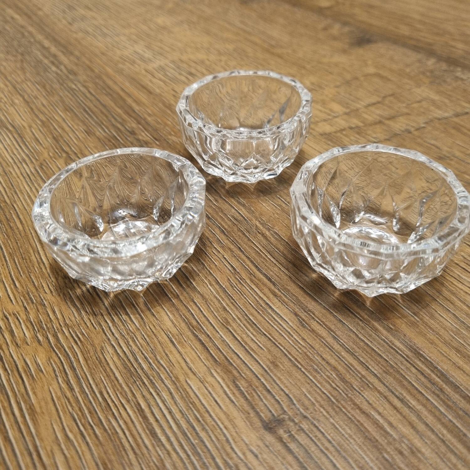 1970s vintage salerooms