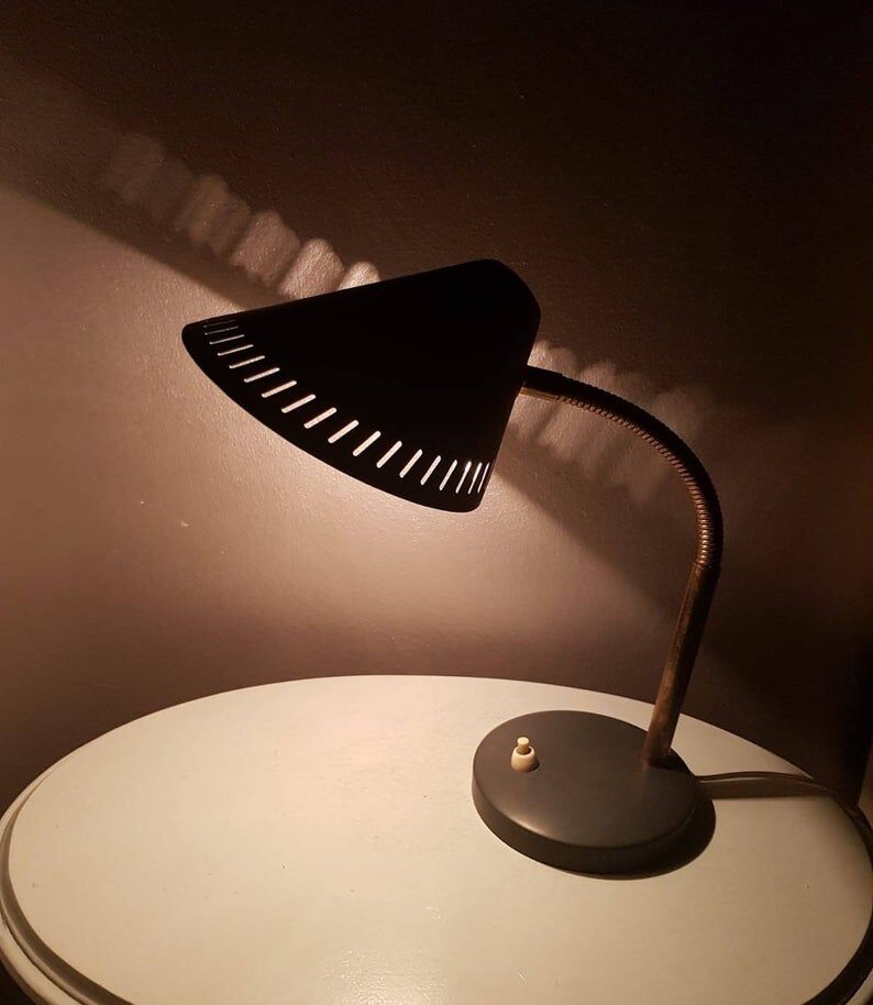 70s swan collar metal desk lamp